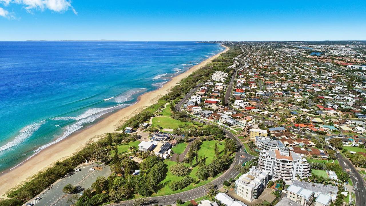 Beachside Resort Kawana Waters Buddina Esterno foto