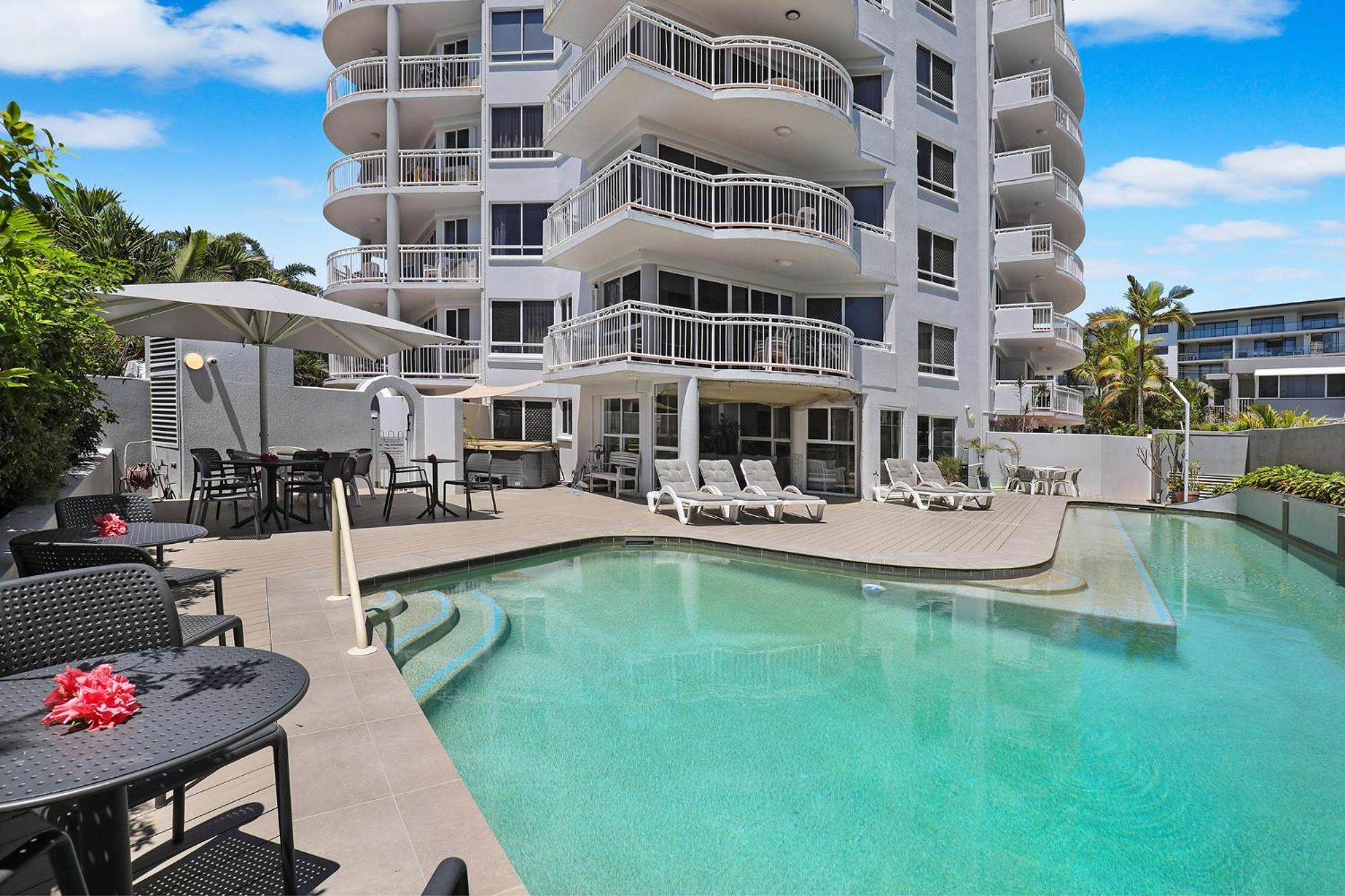 Beachside Resort Kawana Waters Buddina Esterno foto