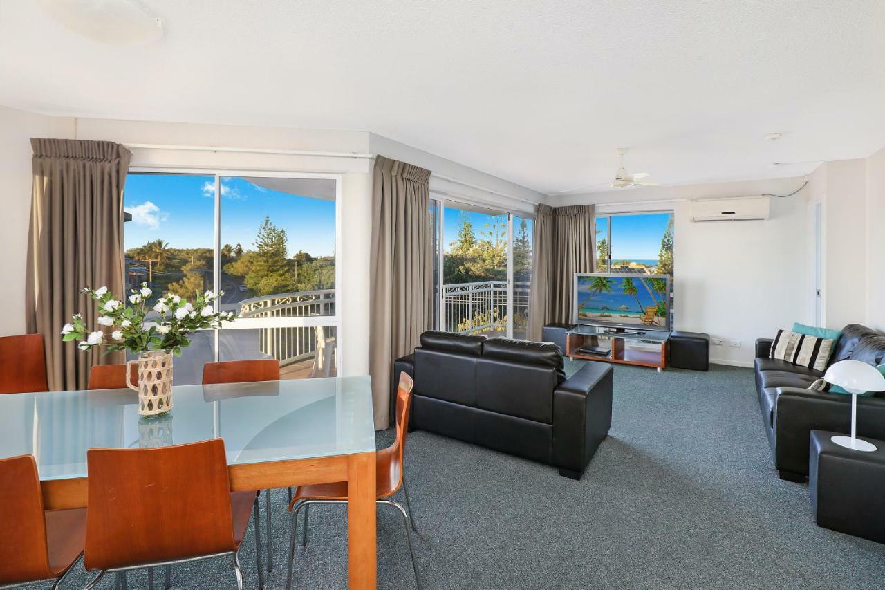 Beachside Resort Kawana Waters Buddina Esterno foto