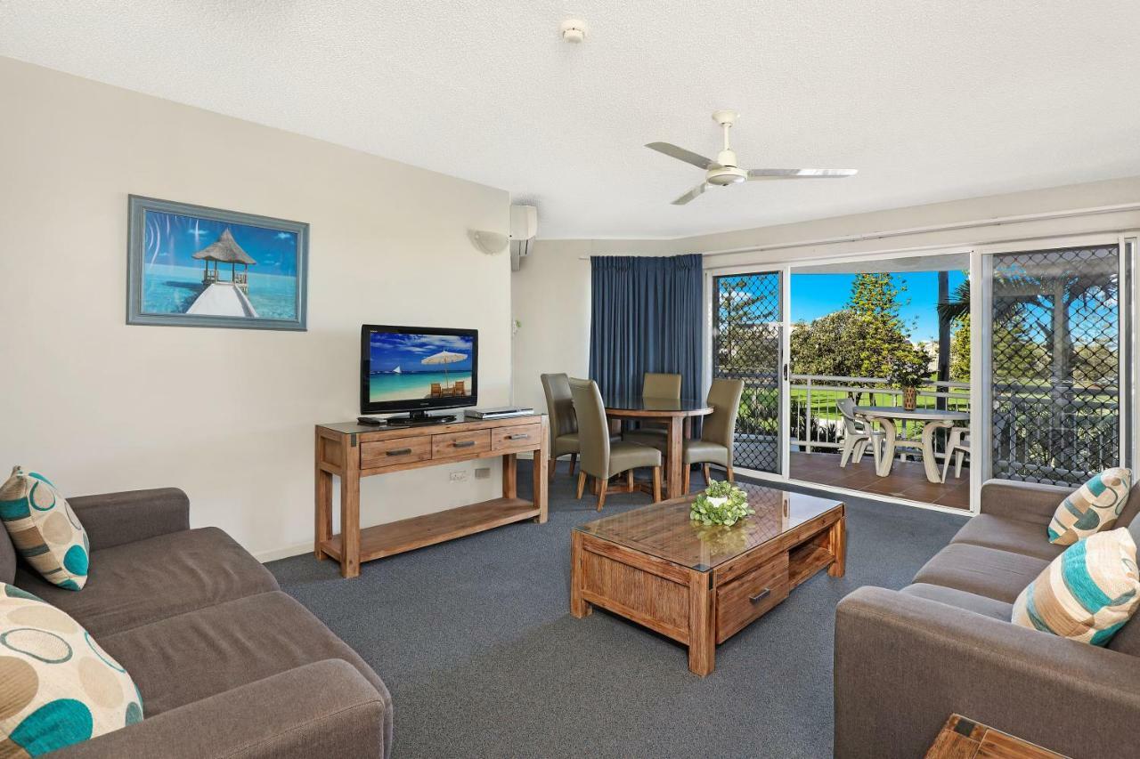 Beachside Resort Kawana Waters Buddina Esterno foto