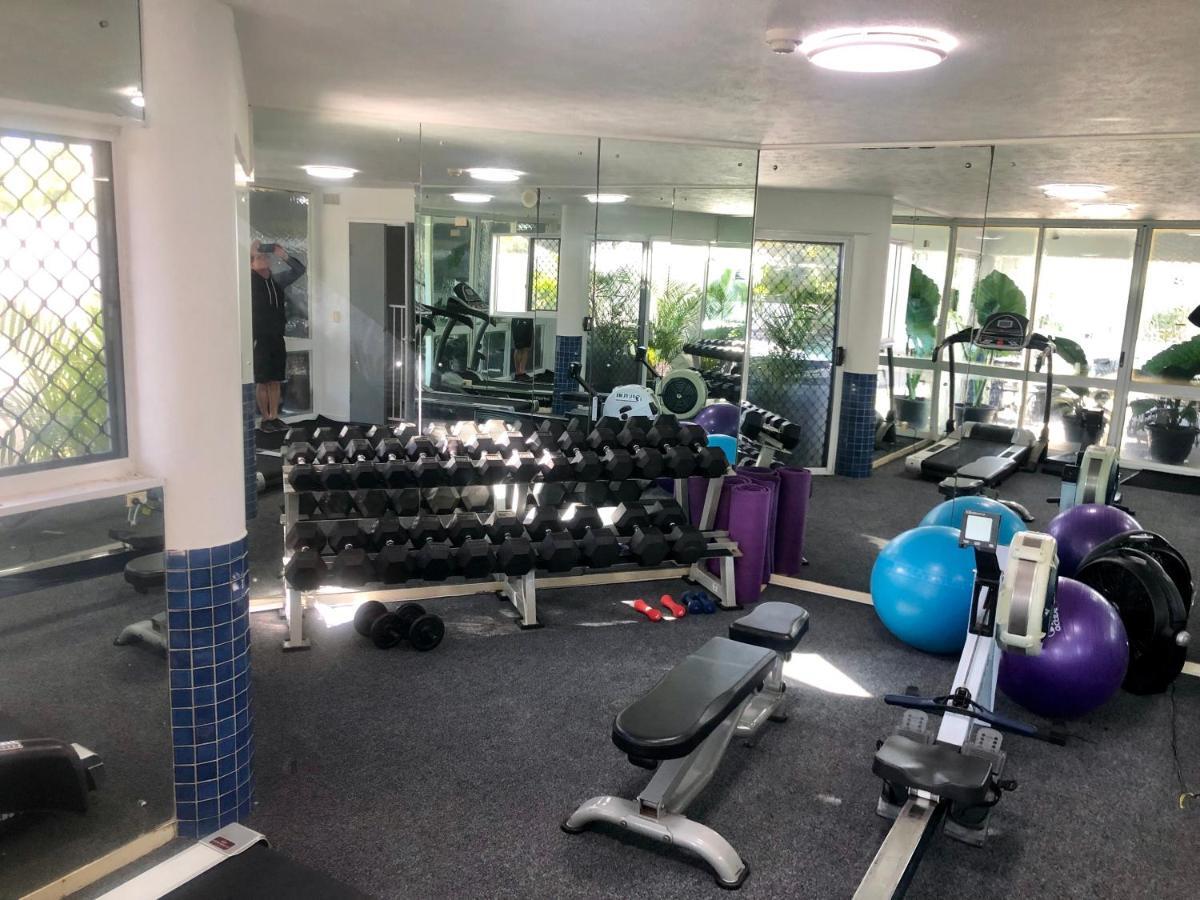 Beachside Resort Kawana Waters Buddina Esterno foto